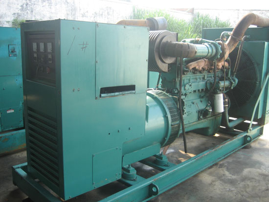 安宁租赁发电机- 发电机碳刷磨损的原因是什么