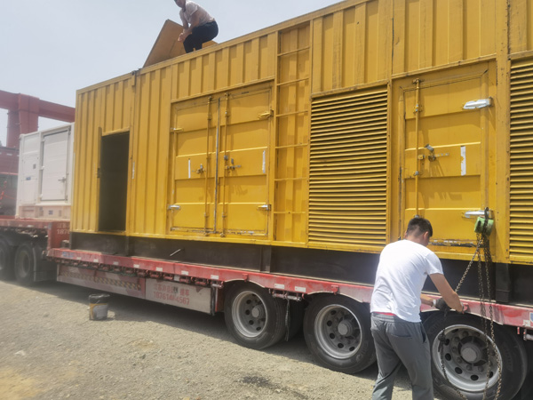 安宁除了负载情况和发动机维护，还有哪些因素会影响 200kw 柴油发电机的油耗？