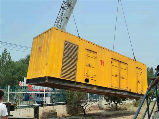 安宁300KW柴油发电机组油耗是多少？