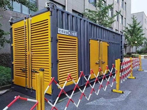 安宁如何使用转速表检查发动机的转速？