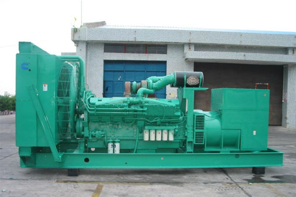 安宁工厂发电机应急发电时如何更准确地检查发电机状态？