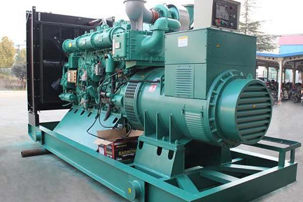 安宁工厂发电机应急发电中如何优化燃油储备管理？