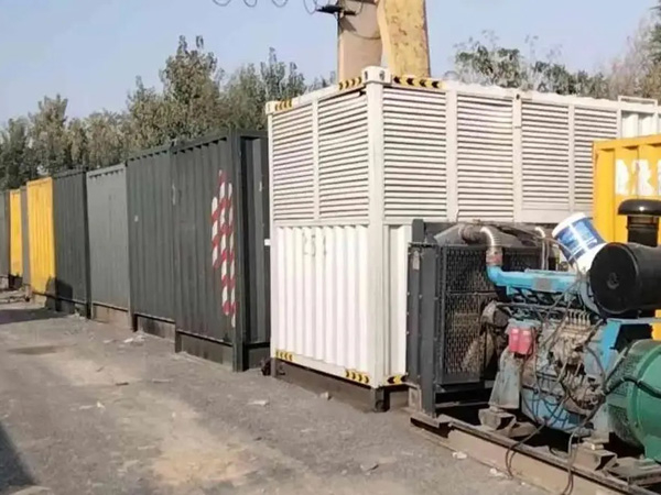 安宁200KW柴油发电机机组每小时油耗是多少？