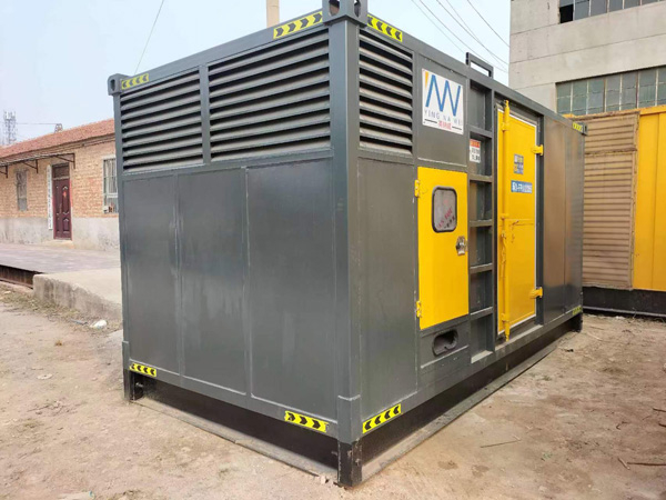 安宁进行柴油发电机组电瓶性能测试时，有哪些注意事项？