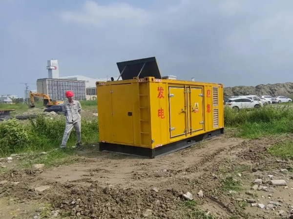 安宁冬季低温环境下，发电机组启动电瓶的容量需求是否会增加？